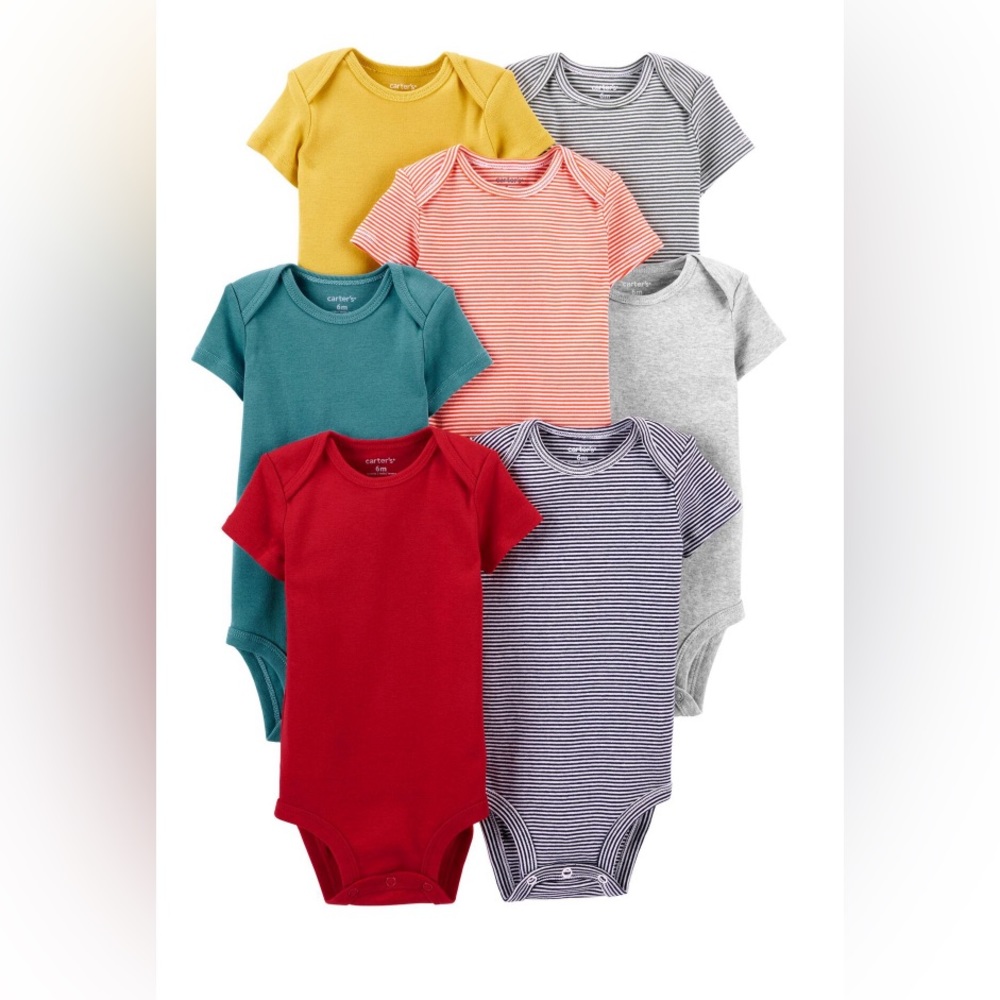 CARTERS 7 PACK OF 100%COTTON ONSIES SIZE 12 MONTHS. EUC

0012